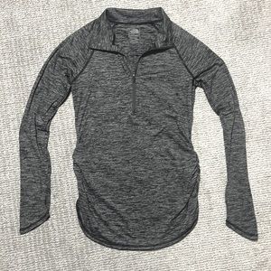 THE NORTH FACE Motivation Stripe Long Sleeve Mock Neck 1/2 Zip